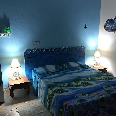 Acquamarina B&B La Maddalena  Eksteriør bilde